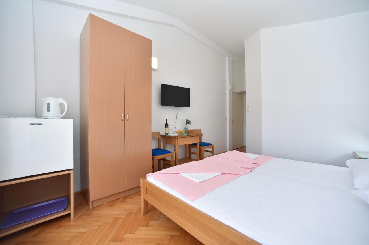 Apartmani Soljaga Petrovac Exteriör bild