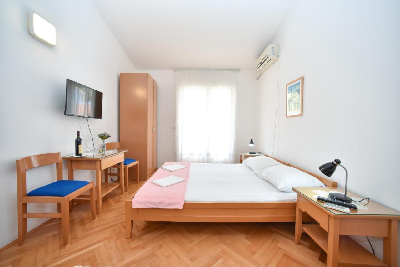 Apartmani Soljaga Petrovac Exteriör bild